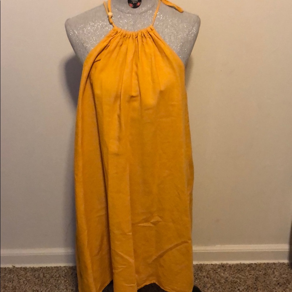 Mustard yellow/gold sun dress